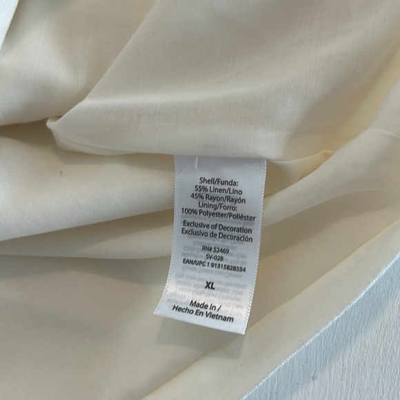 Sofia Vergsrs Women’s Double Vested Cream Blazer
NWOT- never been worn
Size XL - Picture 7 of 8
